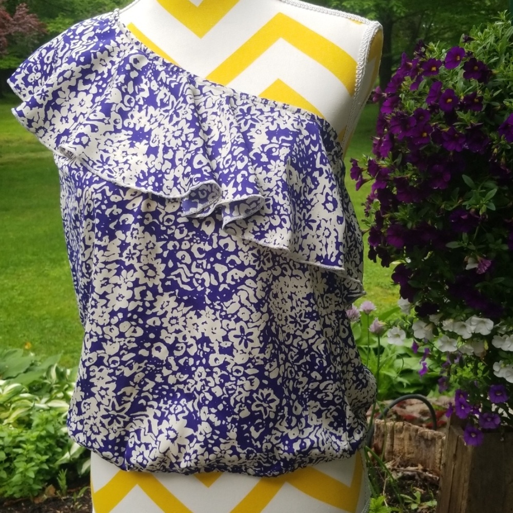 American Eagle one shoulder top